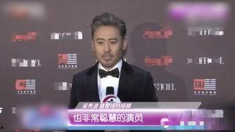 娱乐吃瓜男导演,揭秘“娱乐吃瓜男导演”的幕后故事